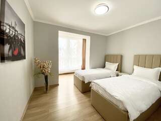 Апартаменты Apart Reserve Sloboda Suite Ивано-Франковск Апартаменты с 2 спальнями-16